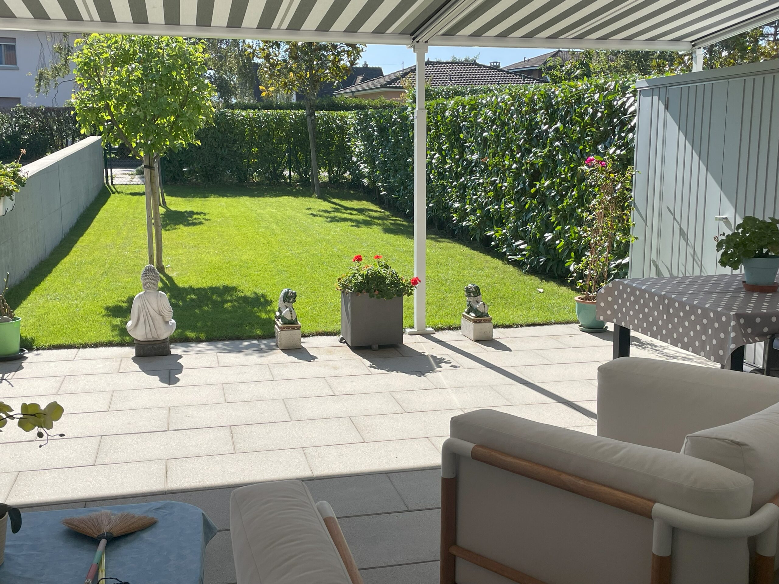 Lire la suite à propos de l’article Spacieux rez-de-jardin entre Lausanne et Genève